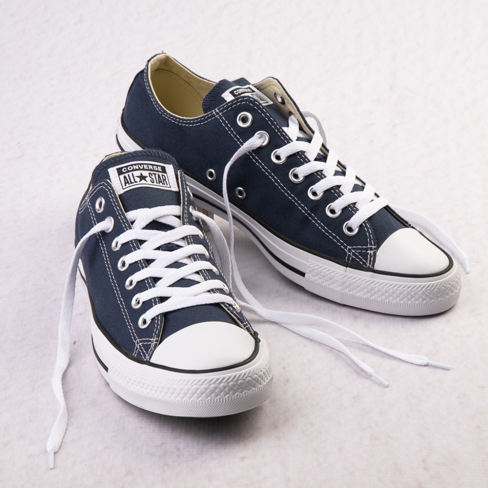 Converse, Chuck Taylor All Star Lo Sneaker - Navy - 7.5 W